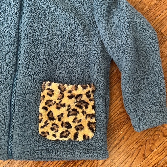 SHEIN fuzzy jacket. Medium - Picture 3 of 4